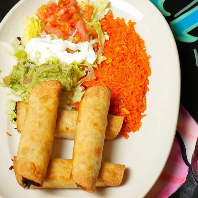 Taquitos Mexicanos.