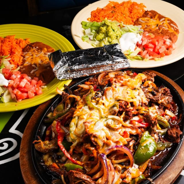 Fajitas Los Magueyes (For Two).
