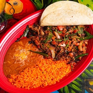 Carnitas a La Mexicana